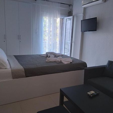 Little Beauty - Happyhostgr - In Platamonas Apartamento Exterior foto